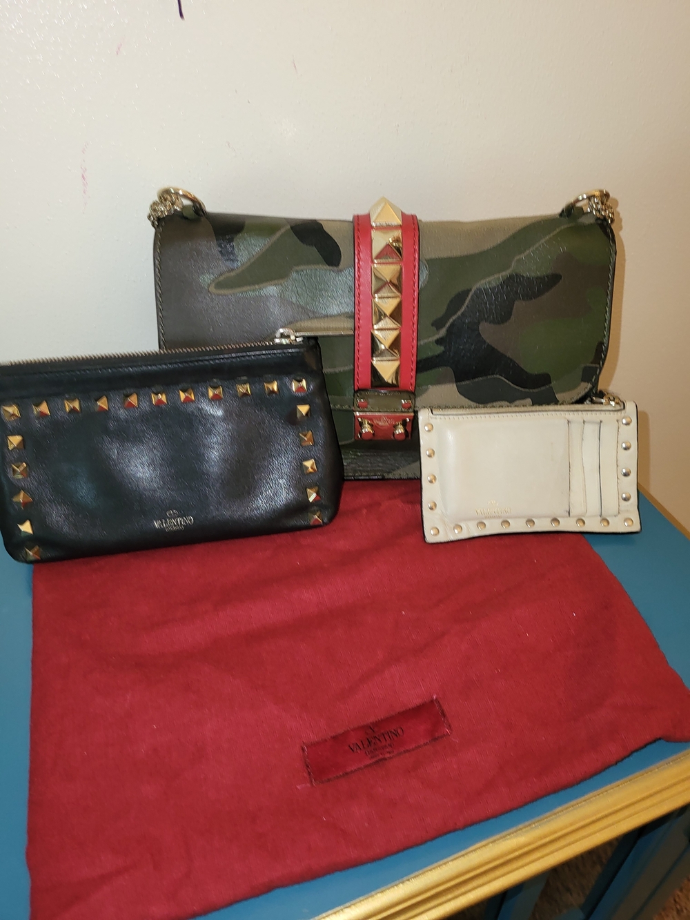 *BUNDLE*  Valentino Garavani Camouflage Rockstud Shoulder Bag in Green With Red